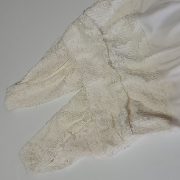 Lulu's - Sweetest Romance Ivory Lace Sleeveless Bodysuit - Picture 8 of 9